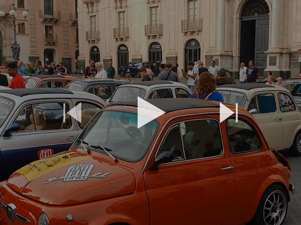 De Fiat 500-bijeenkomst in Catania 2023