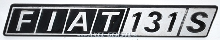 SoPo: Schriftzug Fiat 131S, Emblem aus Metall