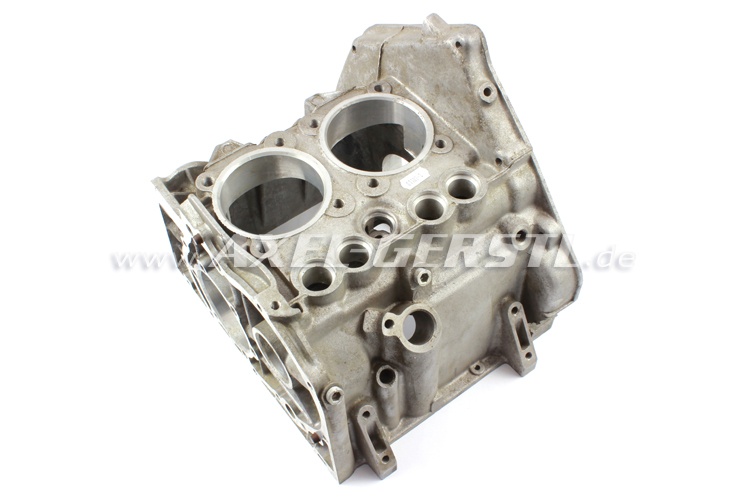 Engine block/crankcase without bolt-on parts (new part)