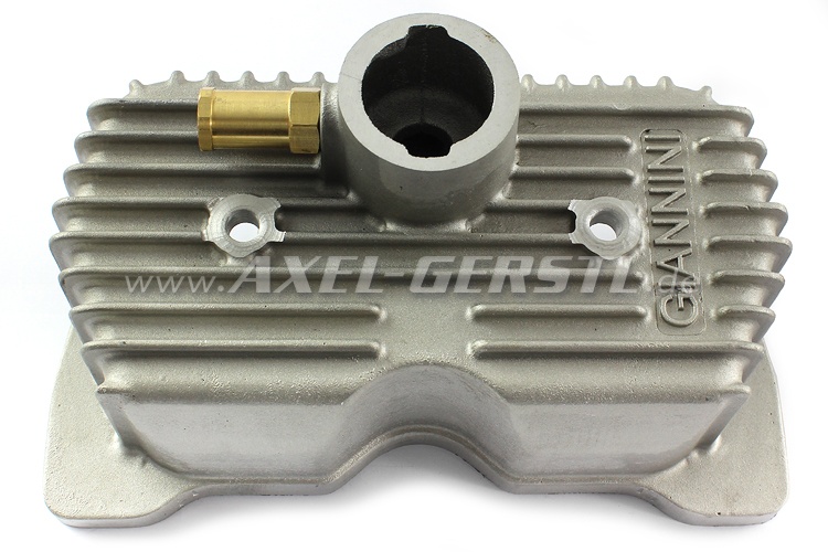 Aluminum valve cover Giannini (vertical letters)