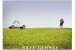 Postcard "Fiat 500 Lovers on meadow" (148 x 105 mm)